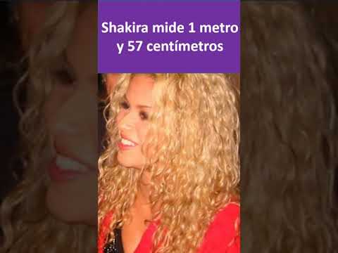 ¿Cuál es la altura de Shakira?
